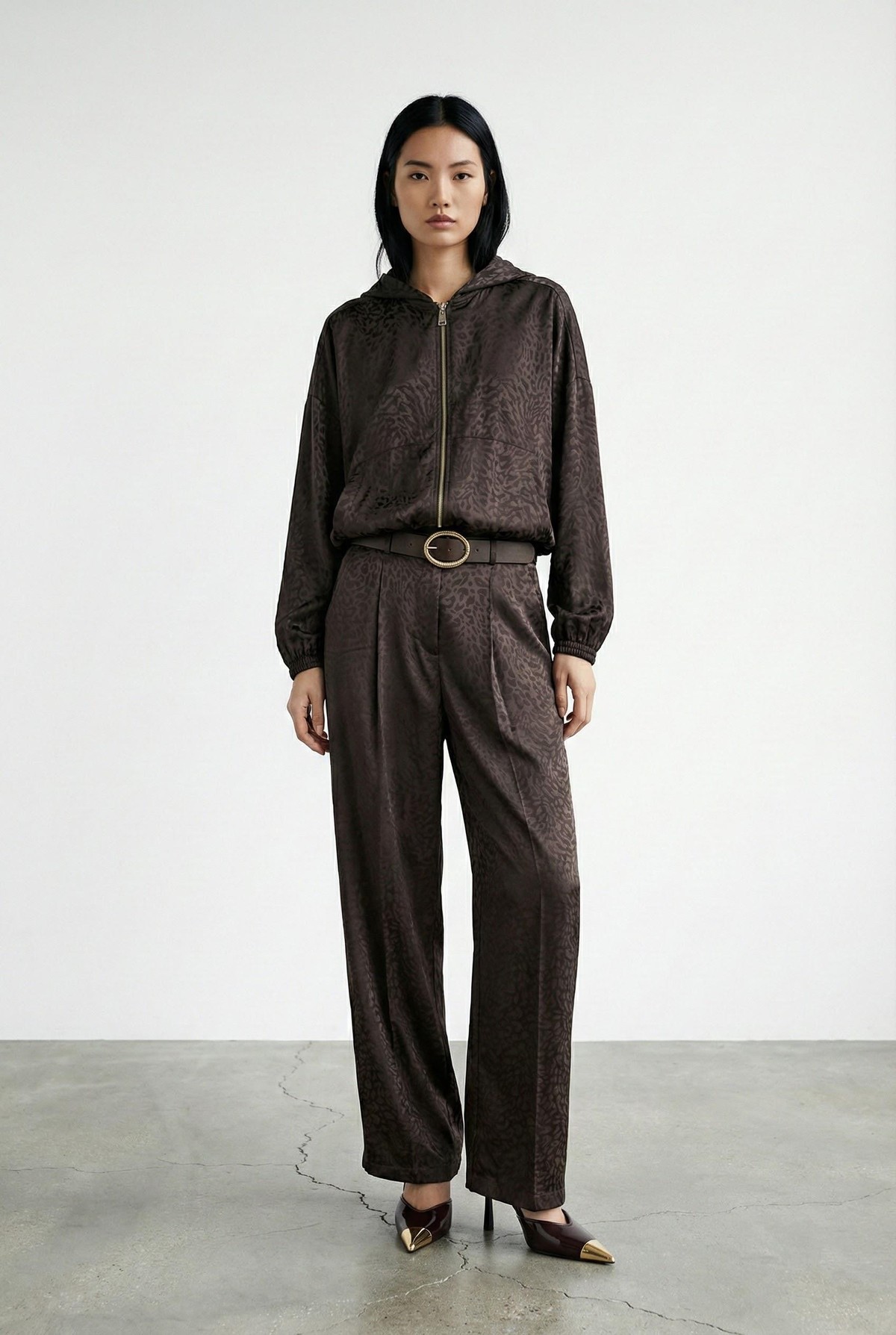 Quzu Jakar Desenli Kapüşonlu Ceket Kahve