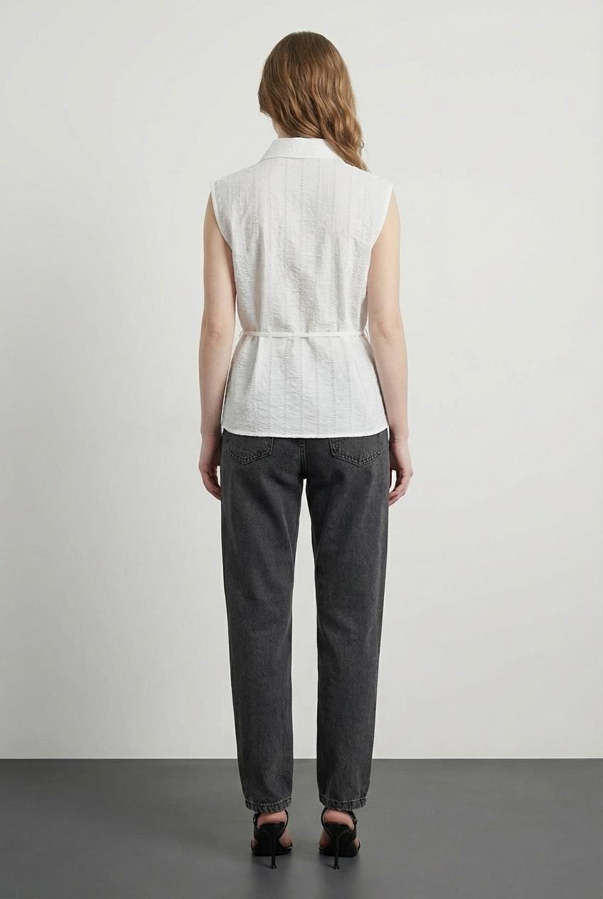 Quzu Kemer Detaylı Gömlek Ekru