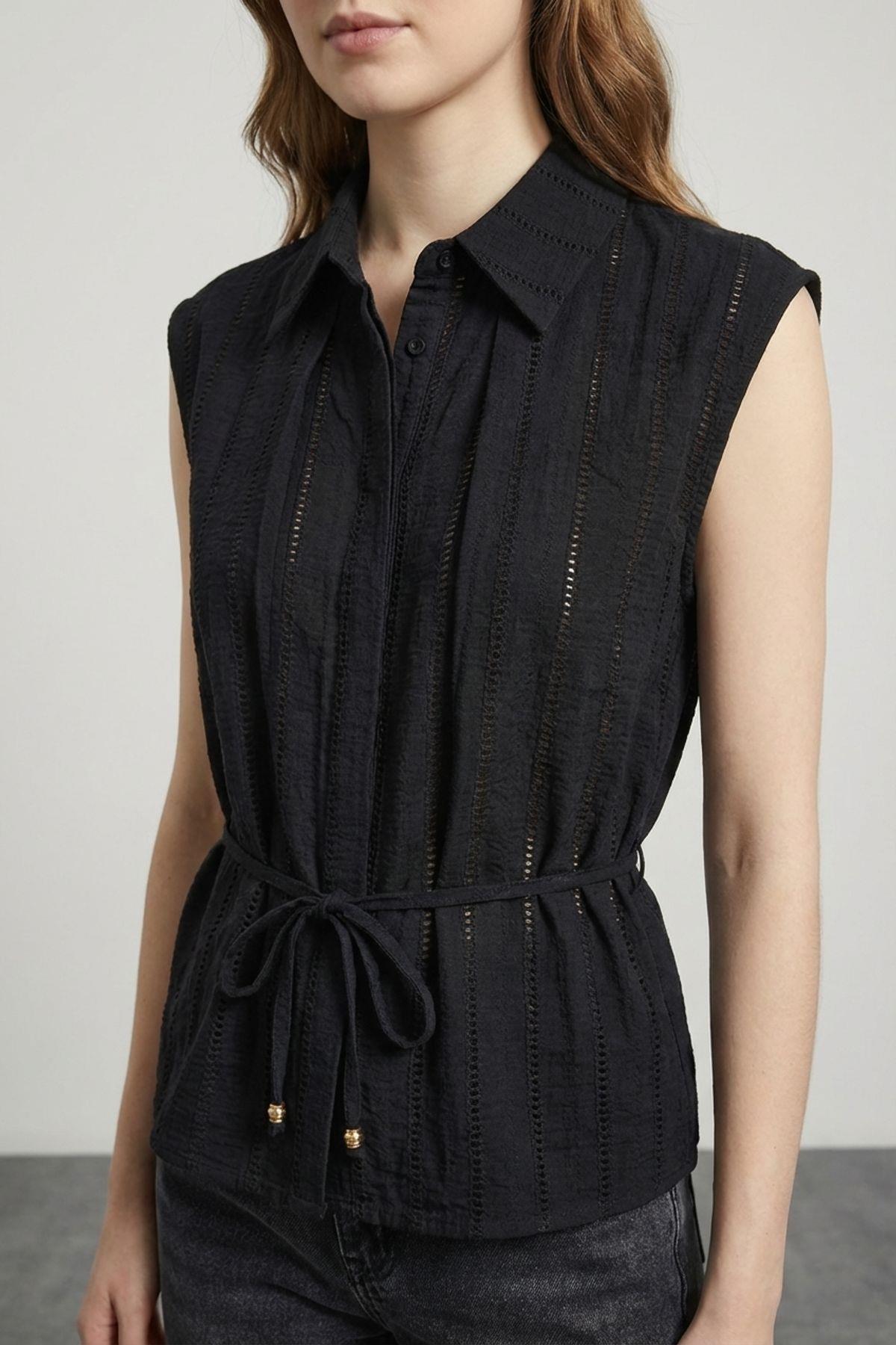 Quzu Kemer Detaylı Gömlek Siyah