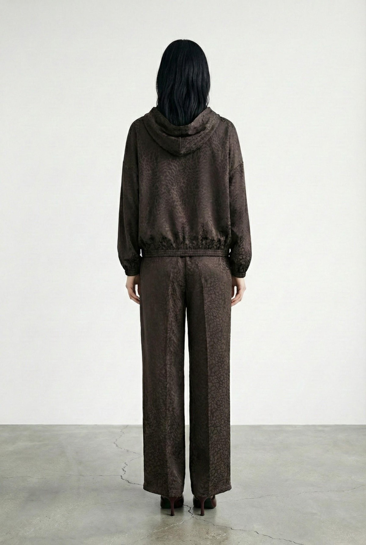 Quzu Kemer Detaylı Pantolon Kahve