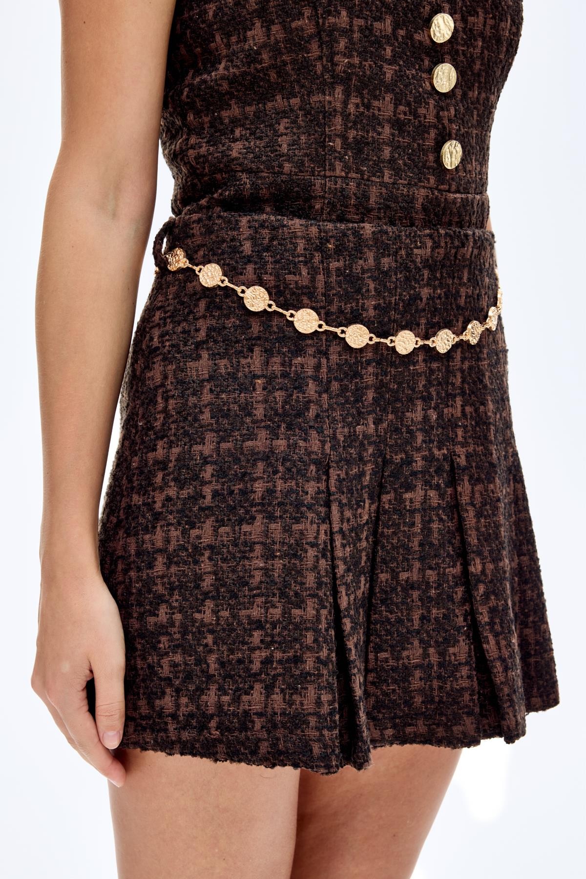 Quzu Kemer Detaylı Pileli Etek Kahve