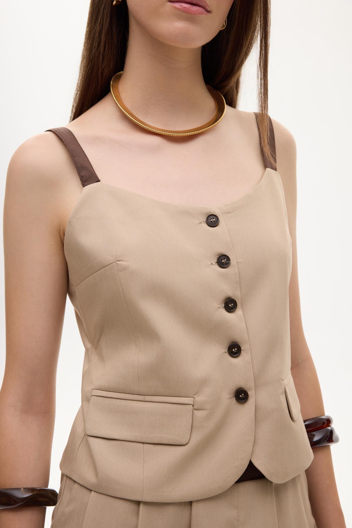 Quzu Kontrast Detaylı Bluz Bej