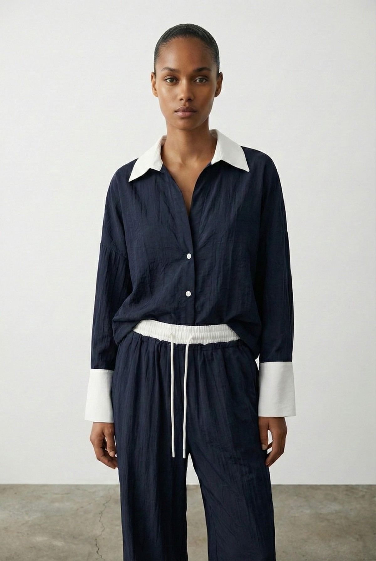 Quzu Kontrast Detaylı Gömlek Lacivert