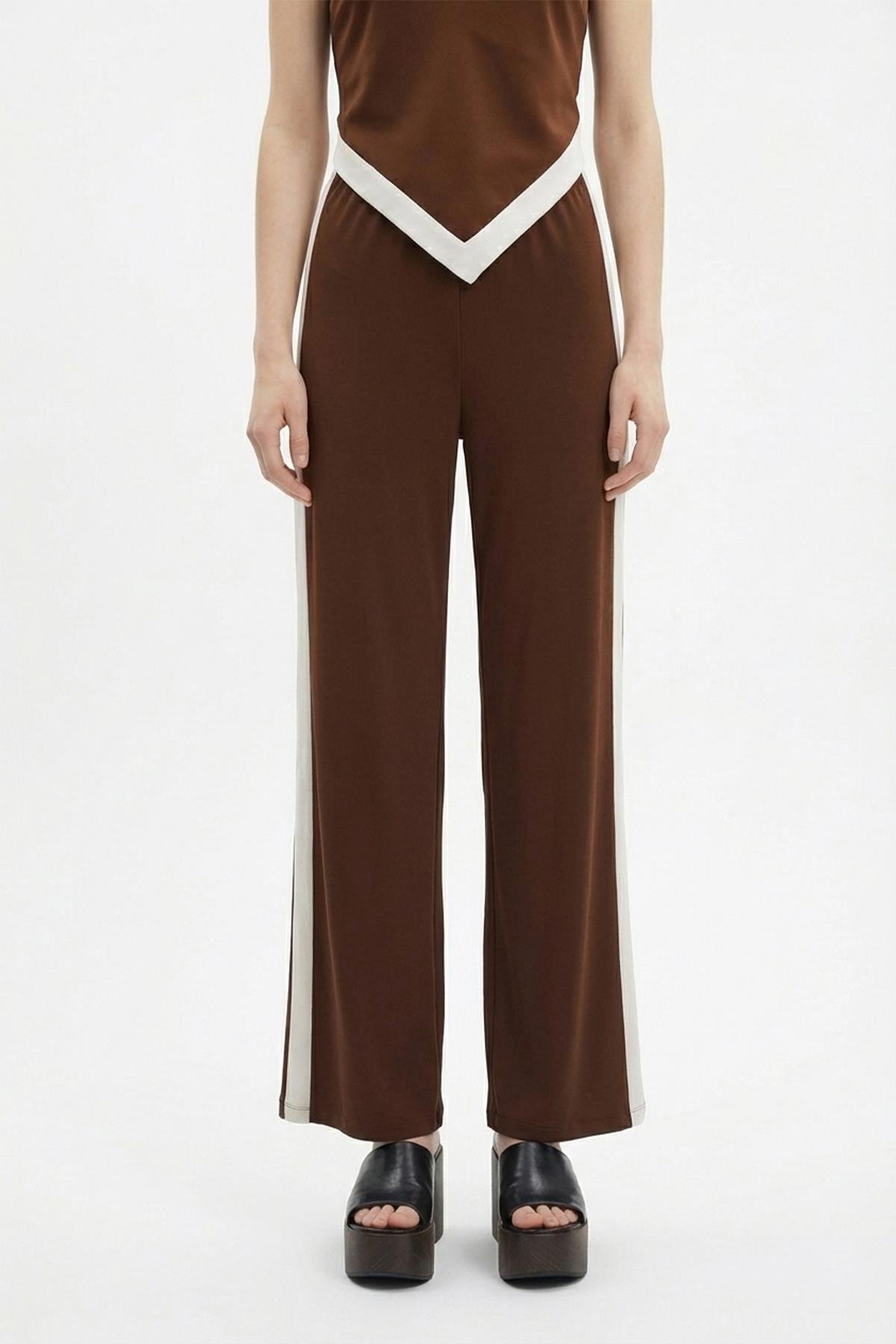 Quzu Kontrast Detaylı Pantolon Kahve