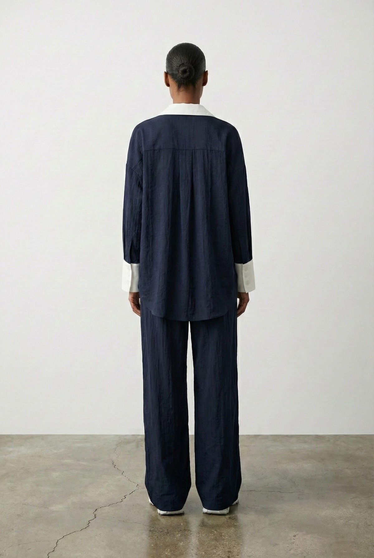 Quzu Kontrast Detaylı Pantolon Lacivert