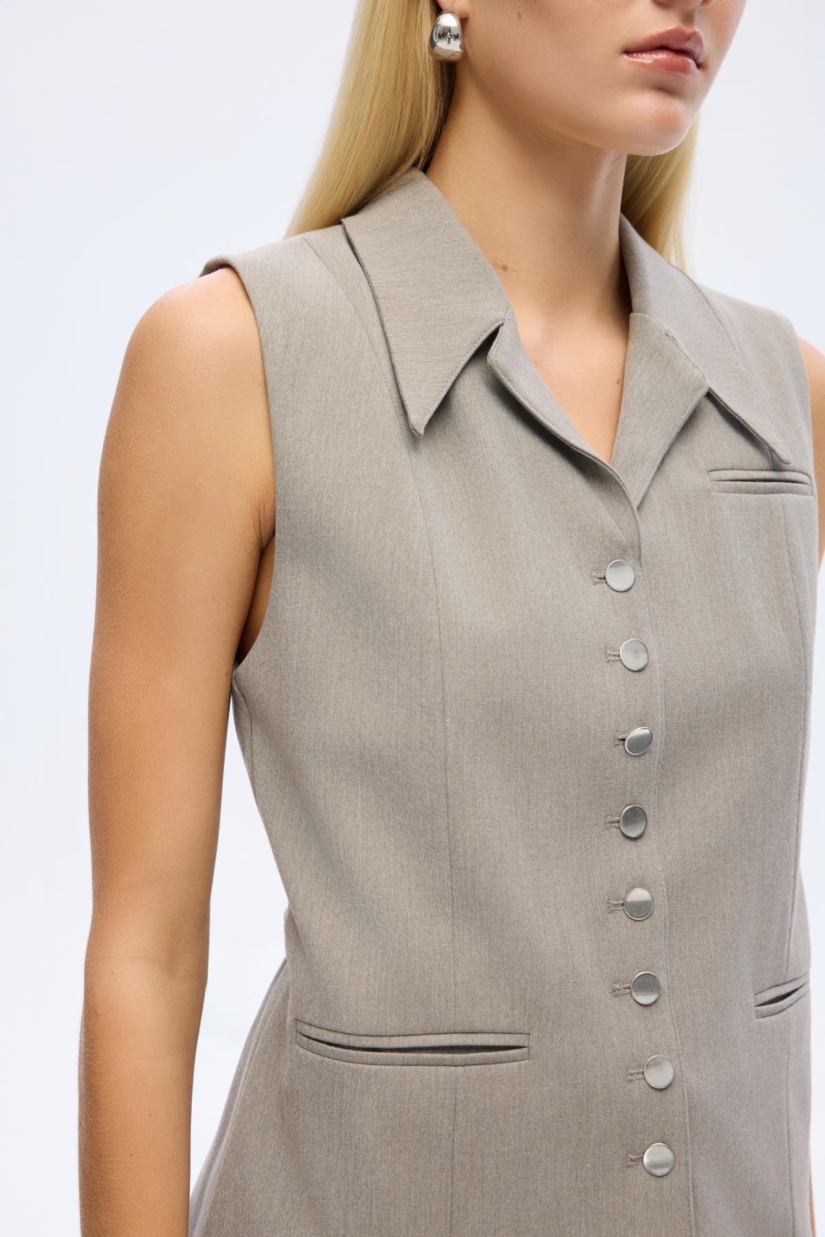 Quzu Kuşaklı Düğmeli Yelek Gri