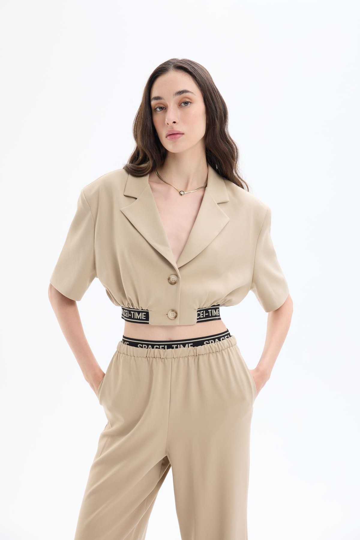 Quzu Elastic Detail Crop Jacket Beige