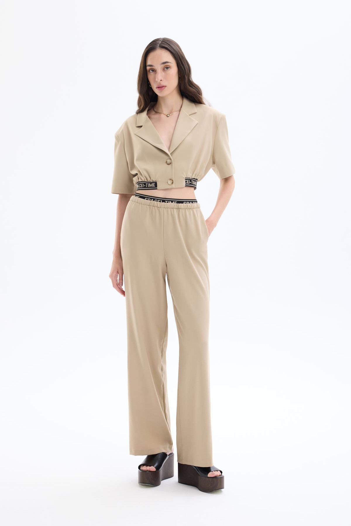 Quzu Elastic Detail Crop Jacket Beige