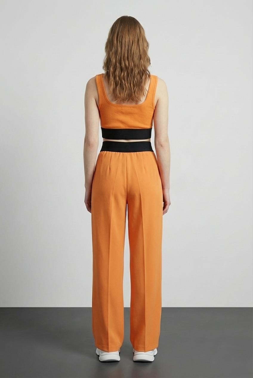 Quzu Lastik Detaylı Crop Top Atlet Turuncu