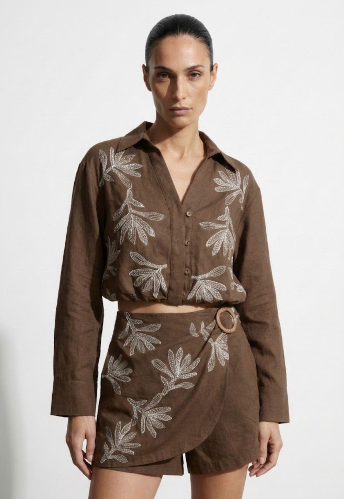 Quzu Nakış Detaylı Gömlek Kahve