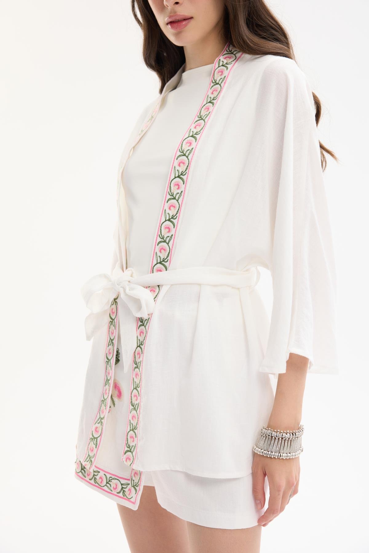 Quzu Nakış Detaylı Kimono Ceket Ekru