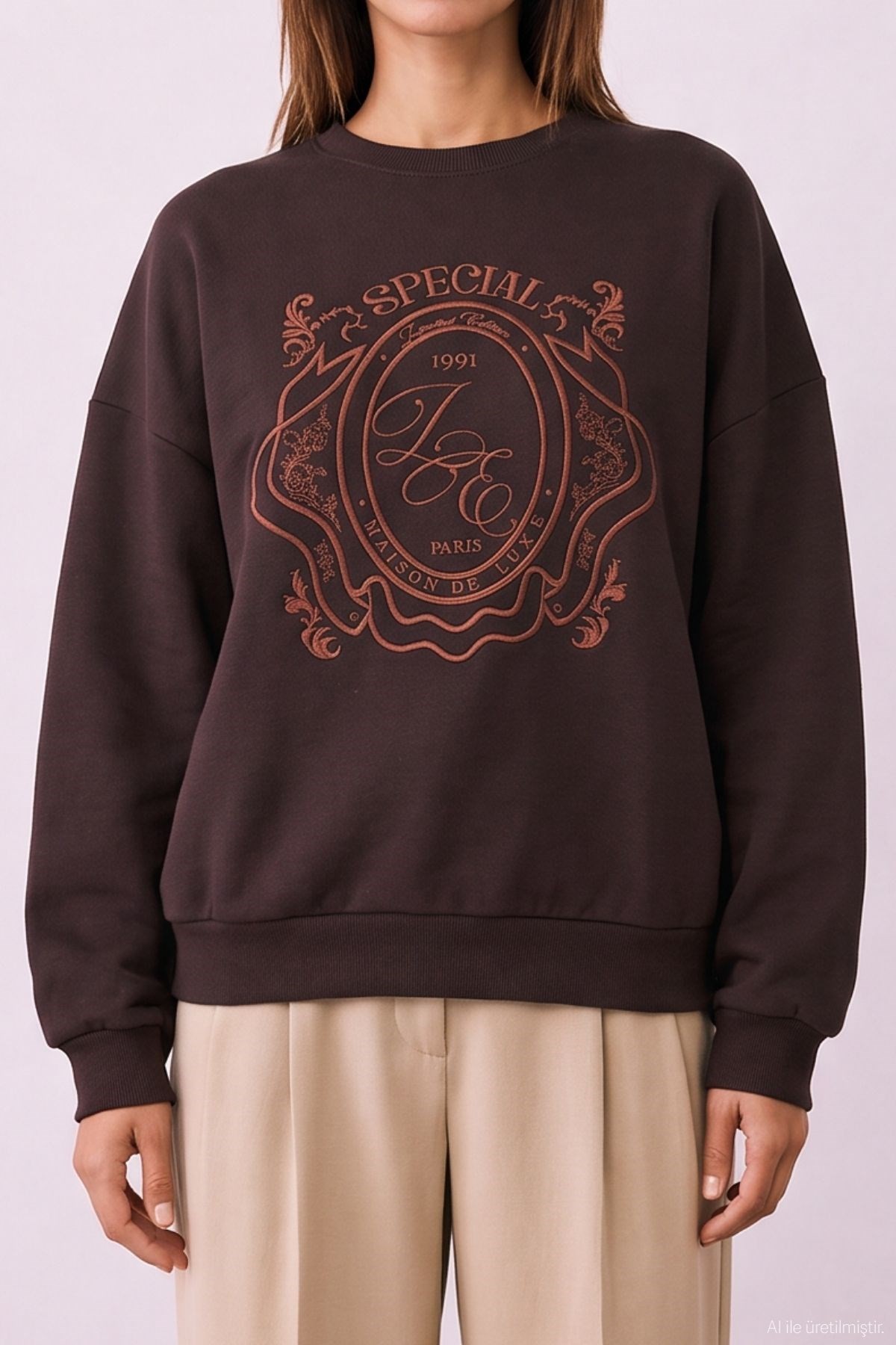 Quzu Nakış Detaylı Sweatshirt Kahve