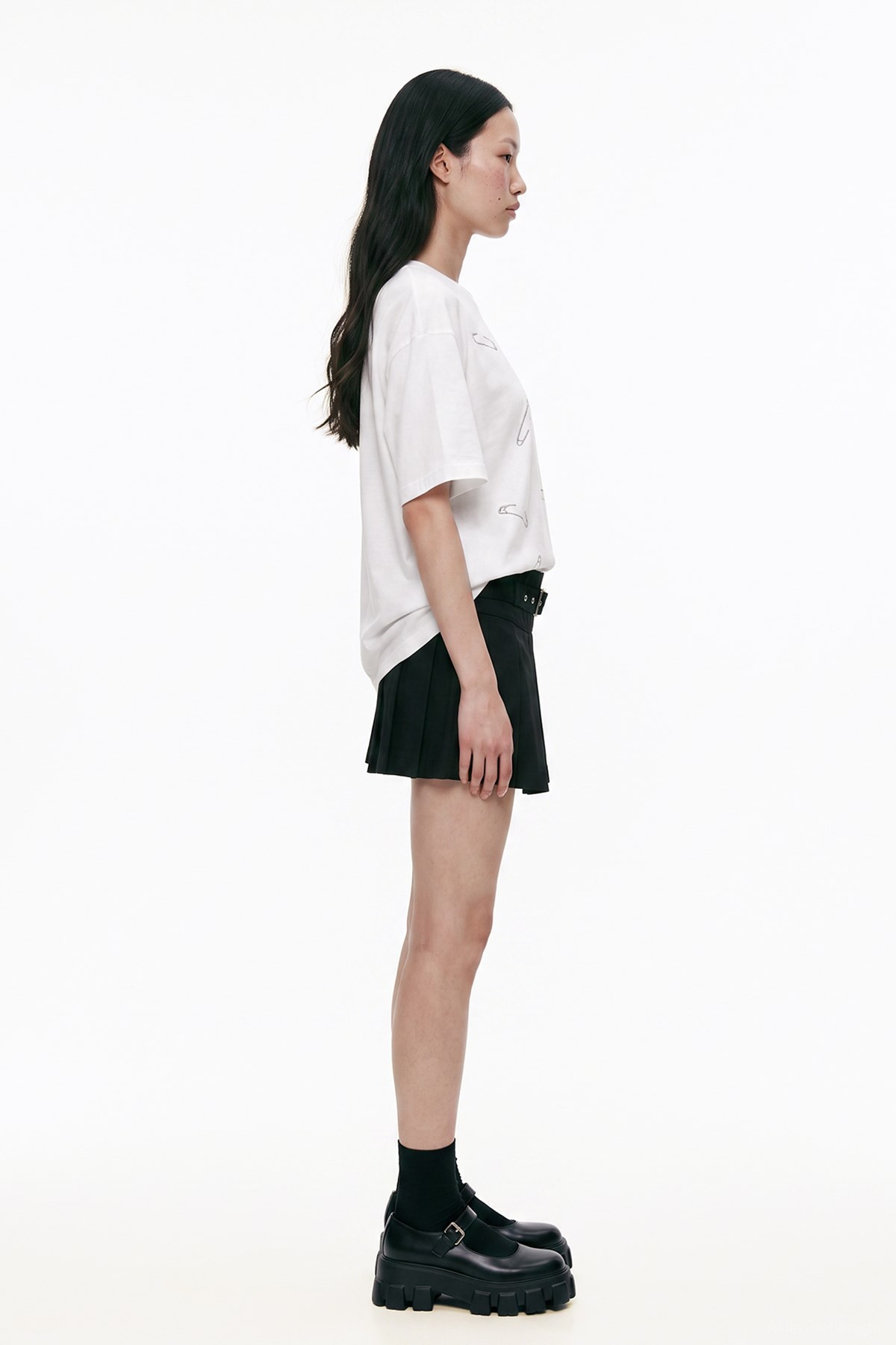 Quzu Nakış Detaylı T-shirt Ekru