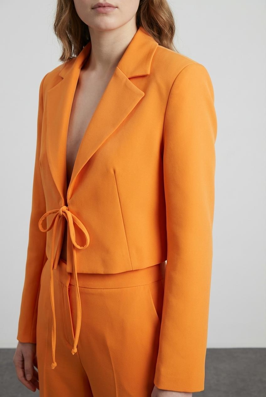 Quzu Önü Bağlamalı Crop Ceket Turuncu