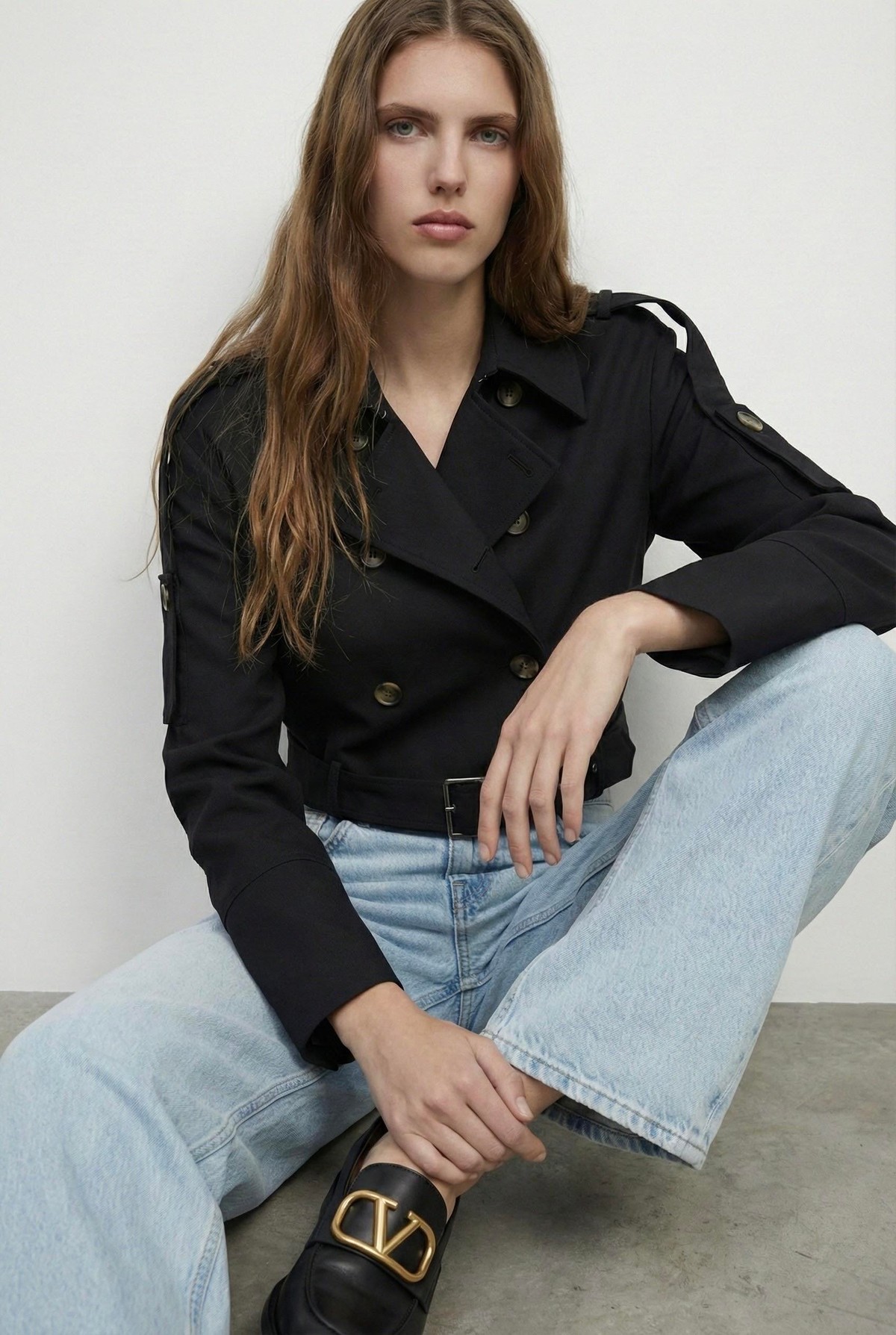 Quzu Önü Düğme Ve Kemerli Trençkot Siyah