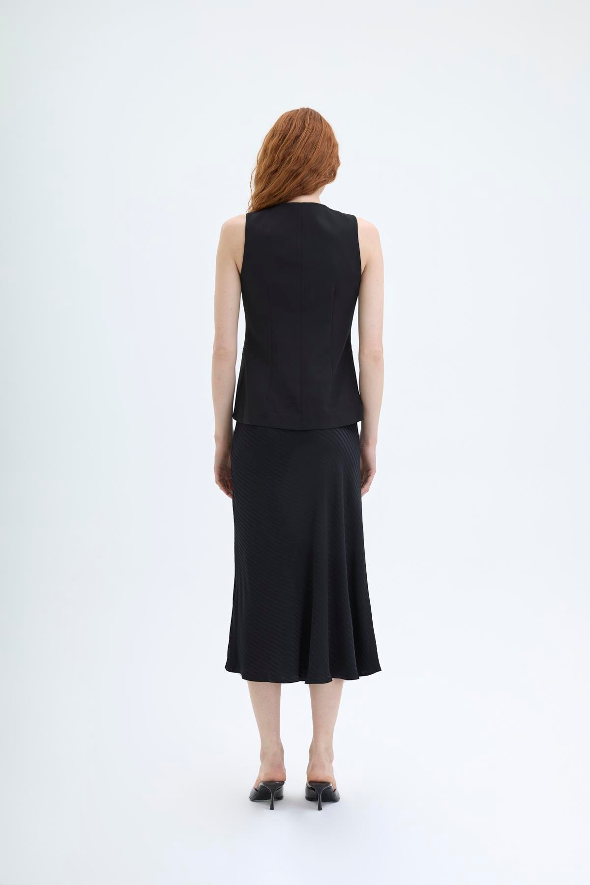 Quzu Önü Düğmeli Yelek Siyah