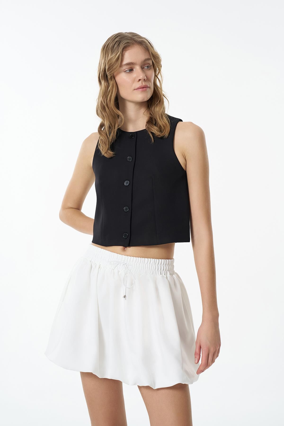 Quzu Önü Düğmeli Yelek Siyah