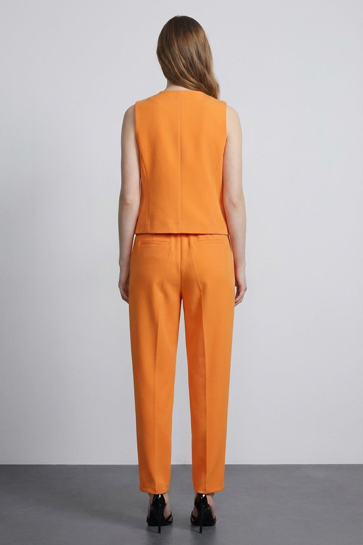 Quzu Önü Düğmeli Yelek Turuncu