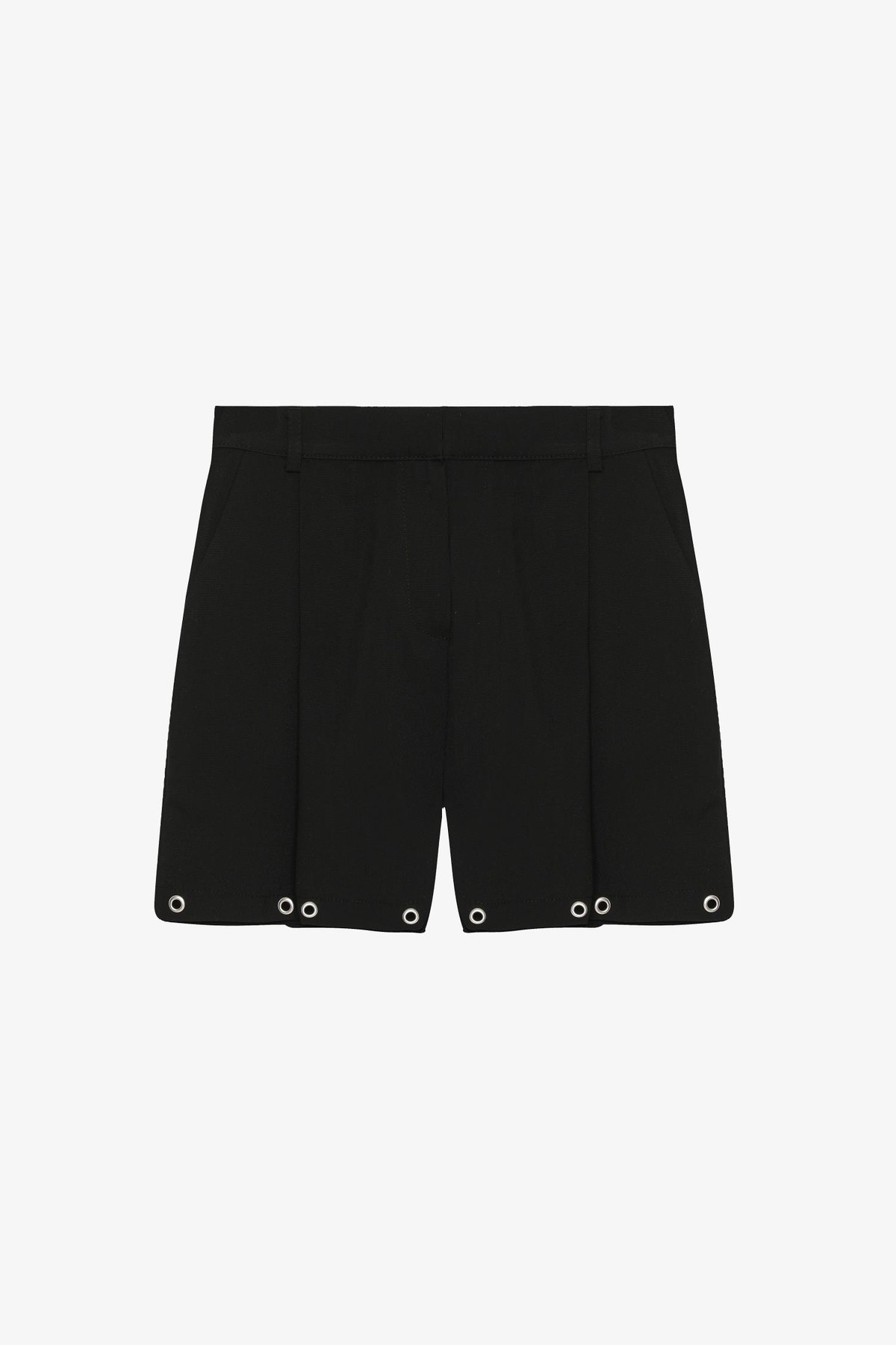 Quzu Paça Detaylı Şort Siyah
