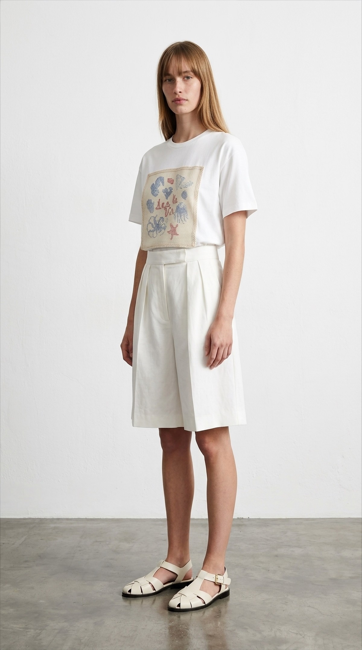 Quzu Patch Detaylı T-shirt Ekru