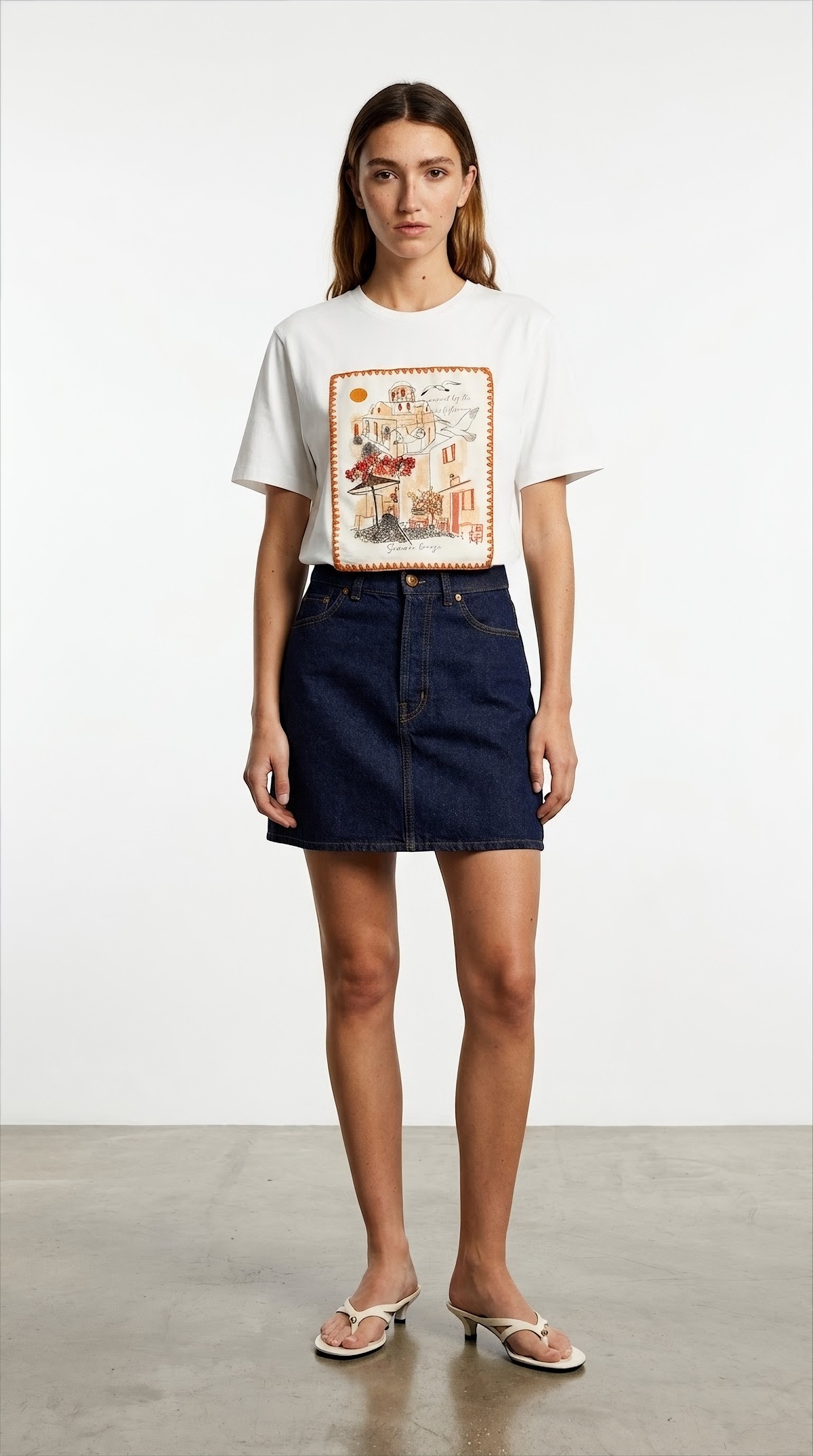Quzu Patch Detaylı T-shirt Ekru