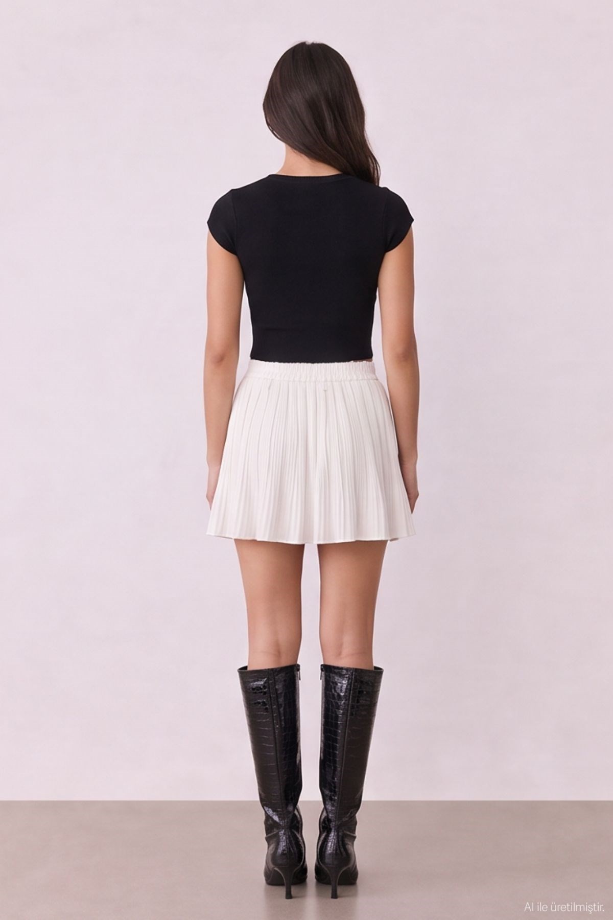 Quzu Pleated Detailed Skirt Ecru