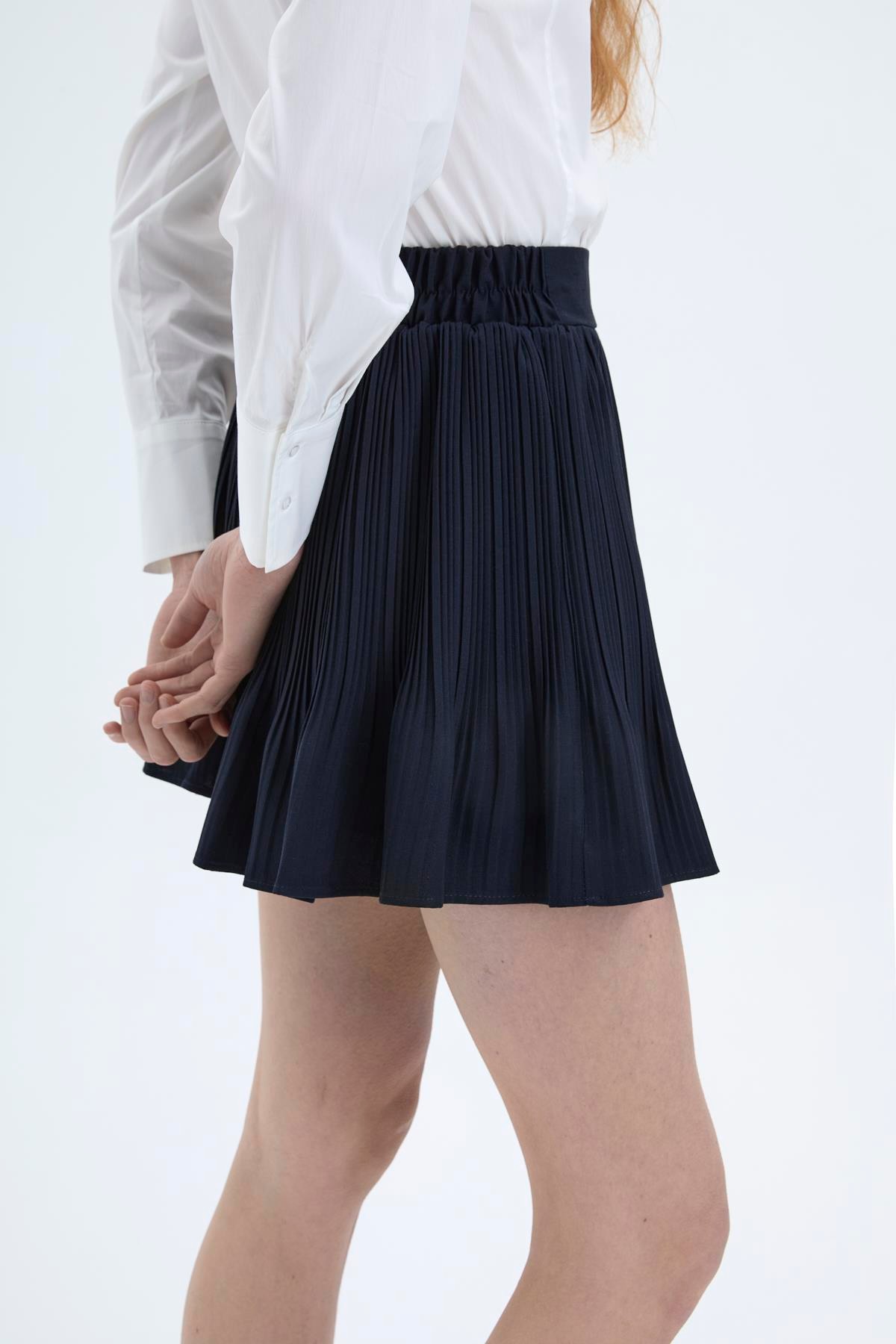 Quzu Pile Detaylı Etek Lacivert