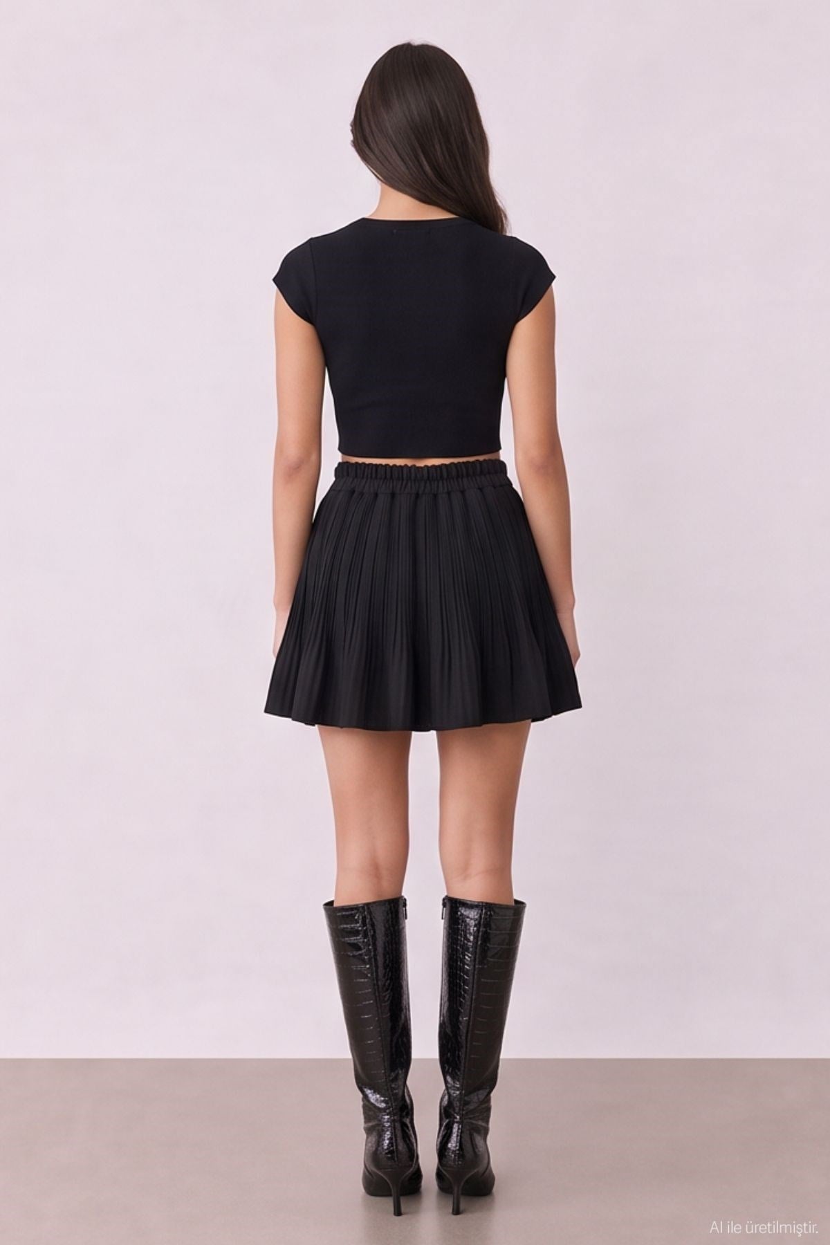 Quzu Pleated Detailed Skirt Black