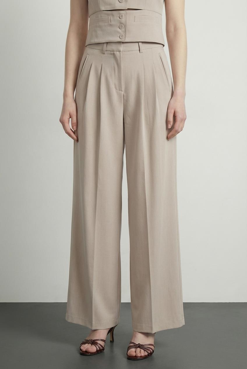 Quzu Pilise Detaylı Cepli Pantolon Bej