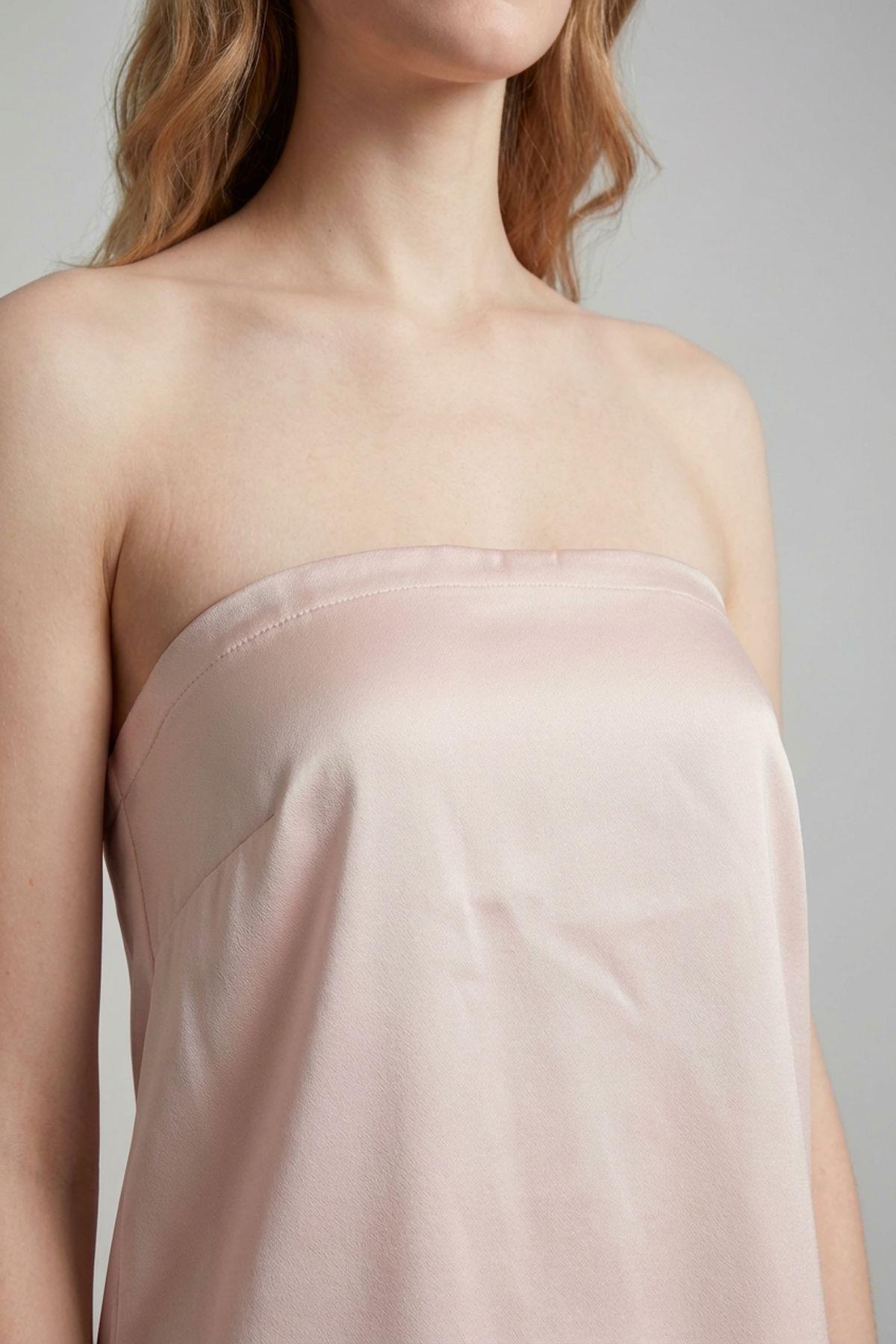 Quzu Saten Straplez Bluz Bej