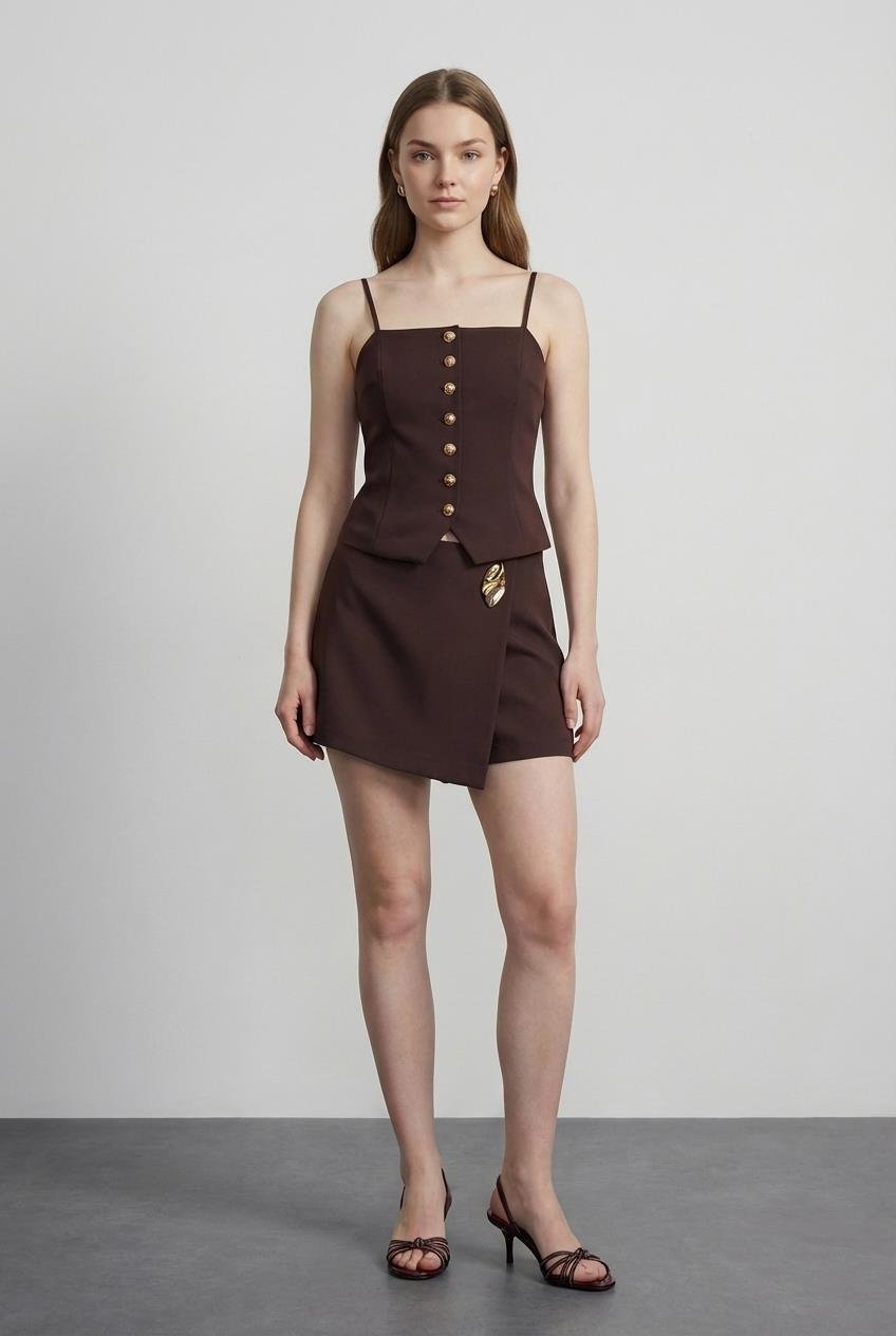 Quzu Toka Detaylı Şort Etek Kahve