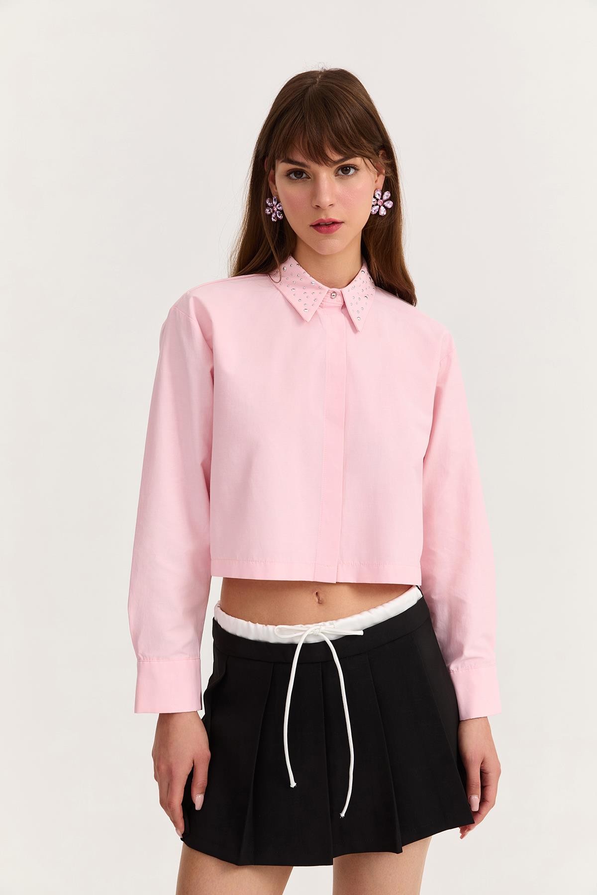 Quzu Trok Detaylı Crop Gömlek Pembe