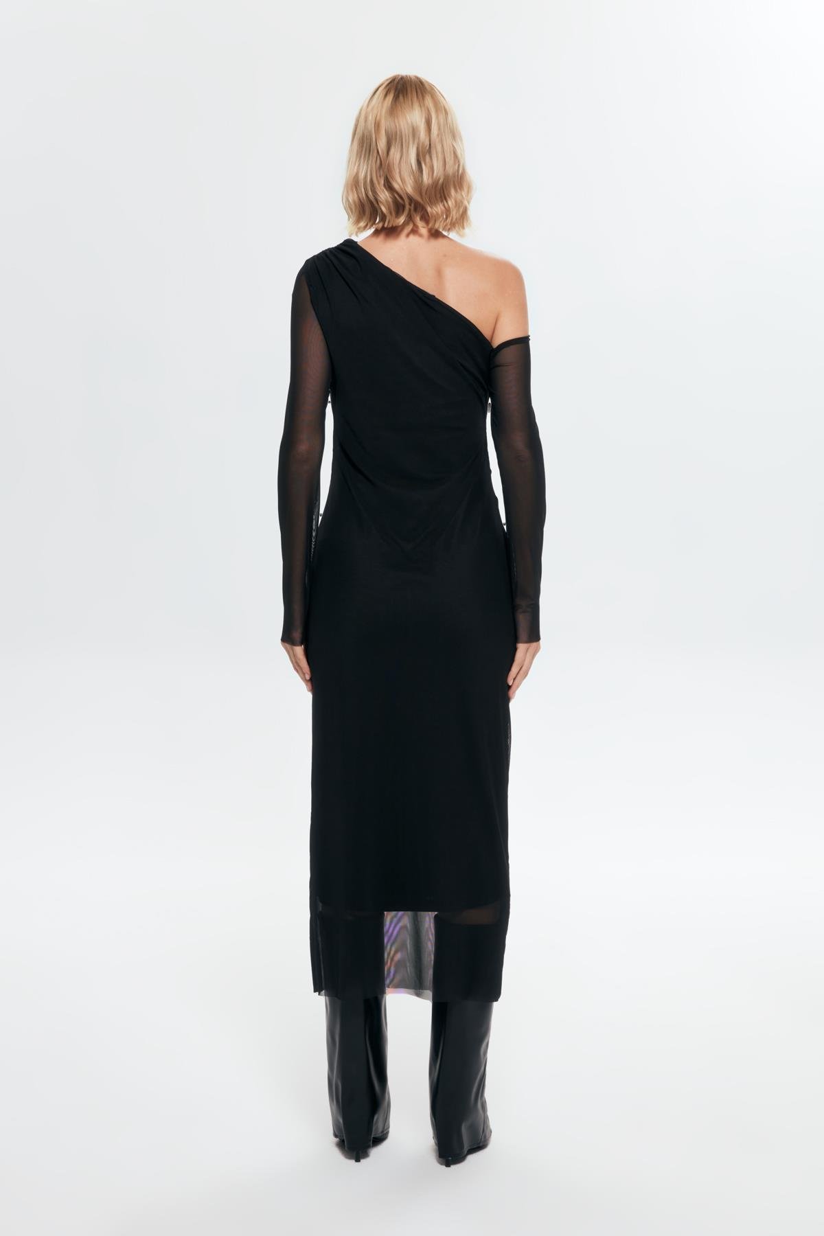 Quzu Tül Detaylı Elbise Siyah