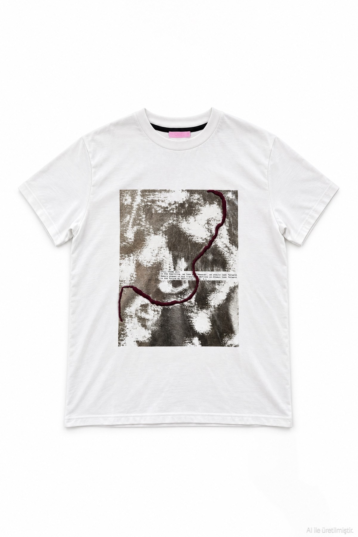 Quzu Varak Baskı Detaylı T-shirt Ekru