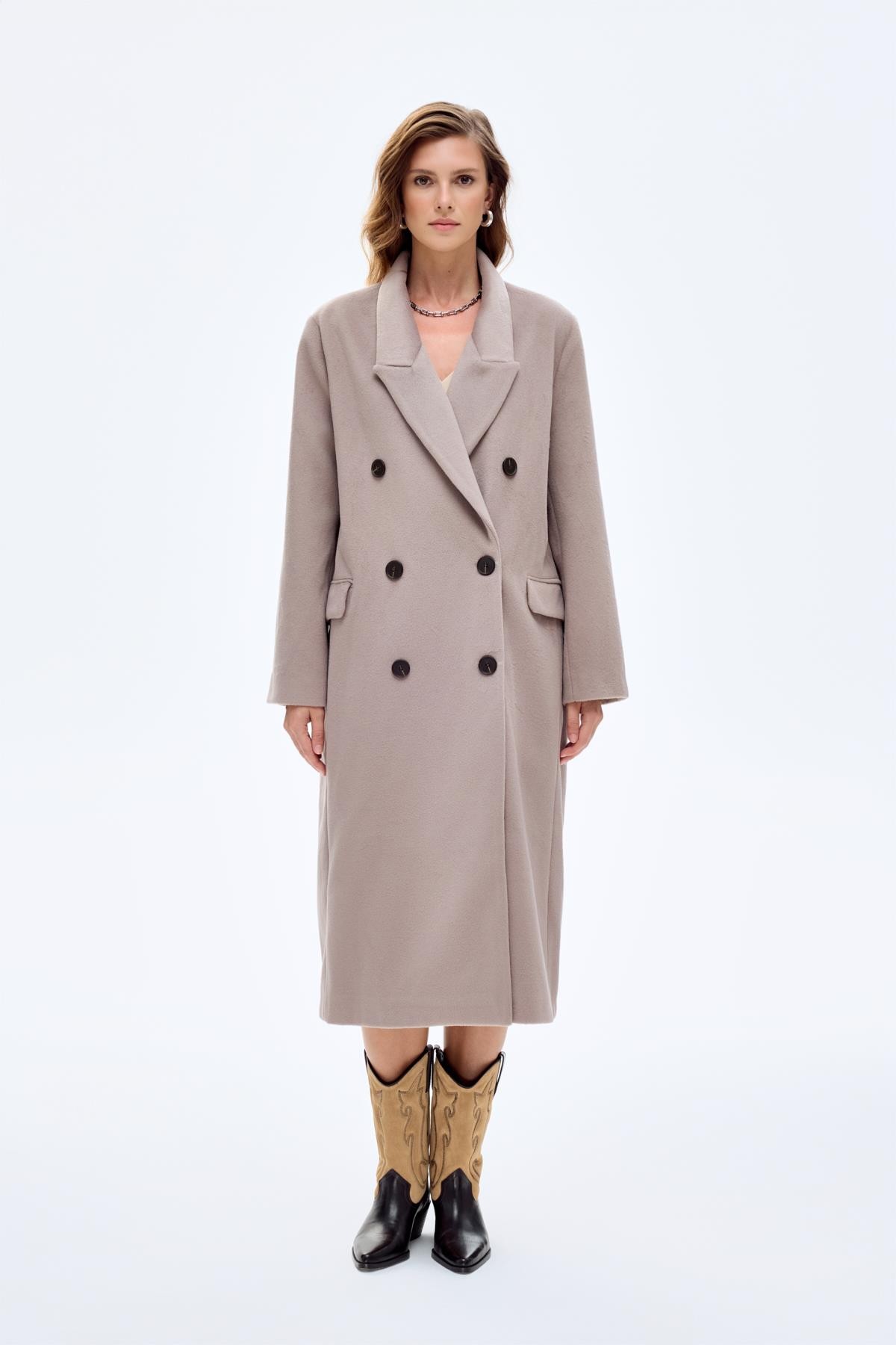 Quzu Vatkalı Arkası Yırtmaçlı Kaban Vizon