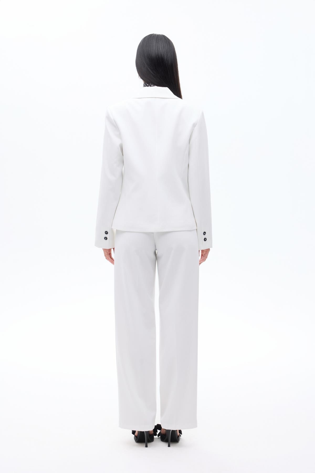 Quzu Vatkalı Ceket Ekru