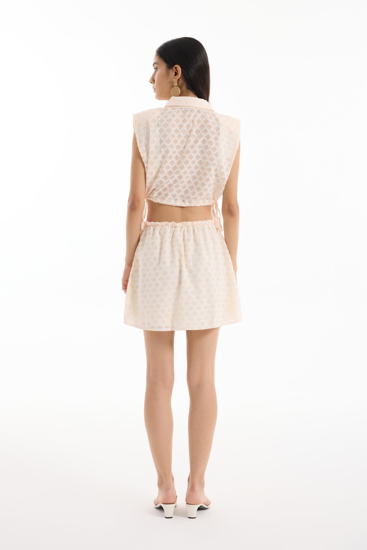 Quzu Vatkalı Crop Gömlek Ekru