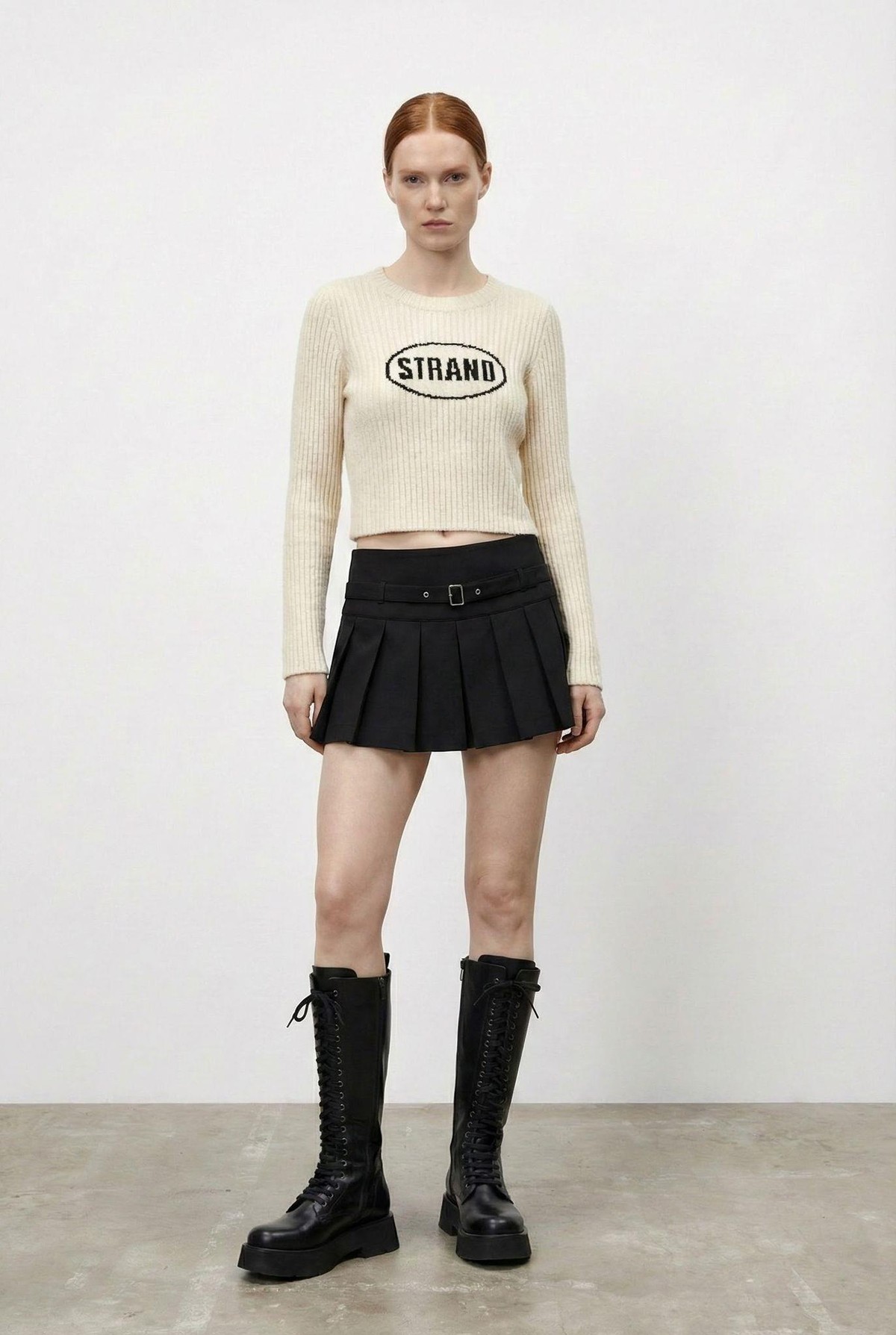 Quzu Yazı Detaylı Triko Ekru