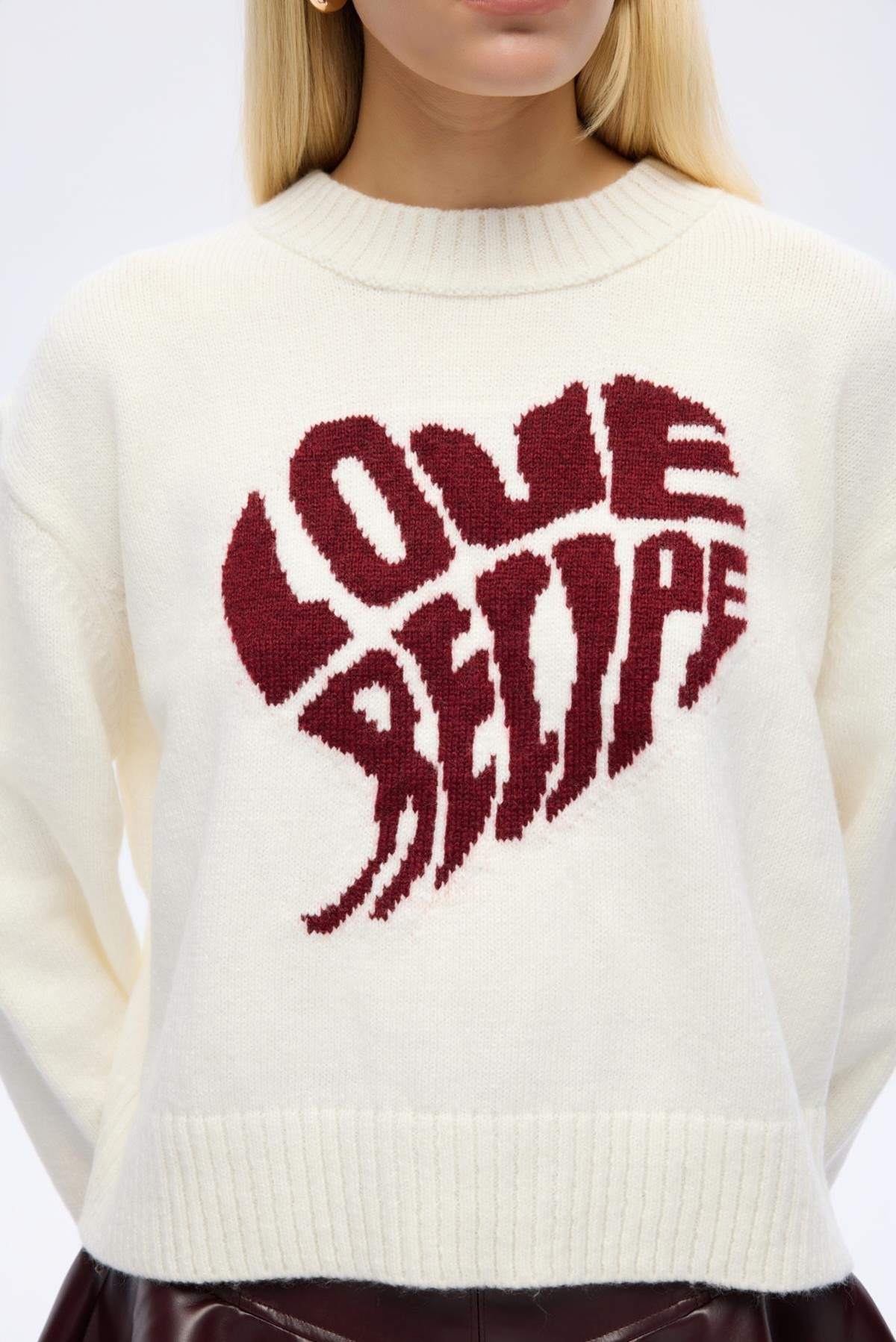 Quzu Yazı Detaylı Triko Ekru