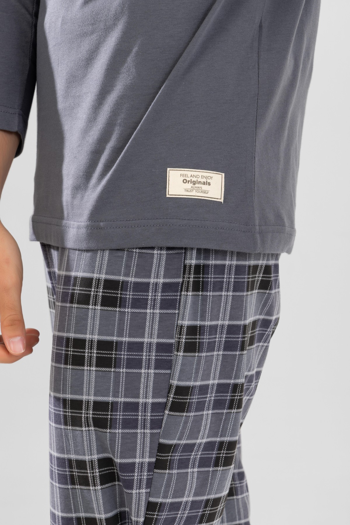 Erkek Pamuklu Bisiklet Yaka Baskılı Uzun Kollu Pijama Takımı 9804 Gri