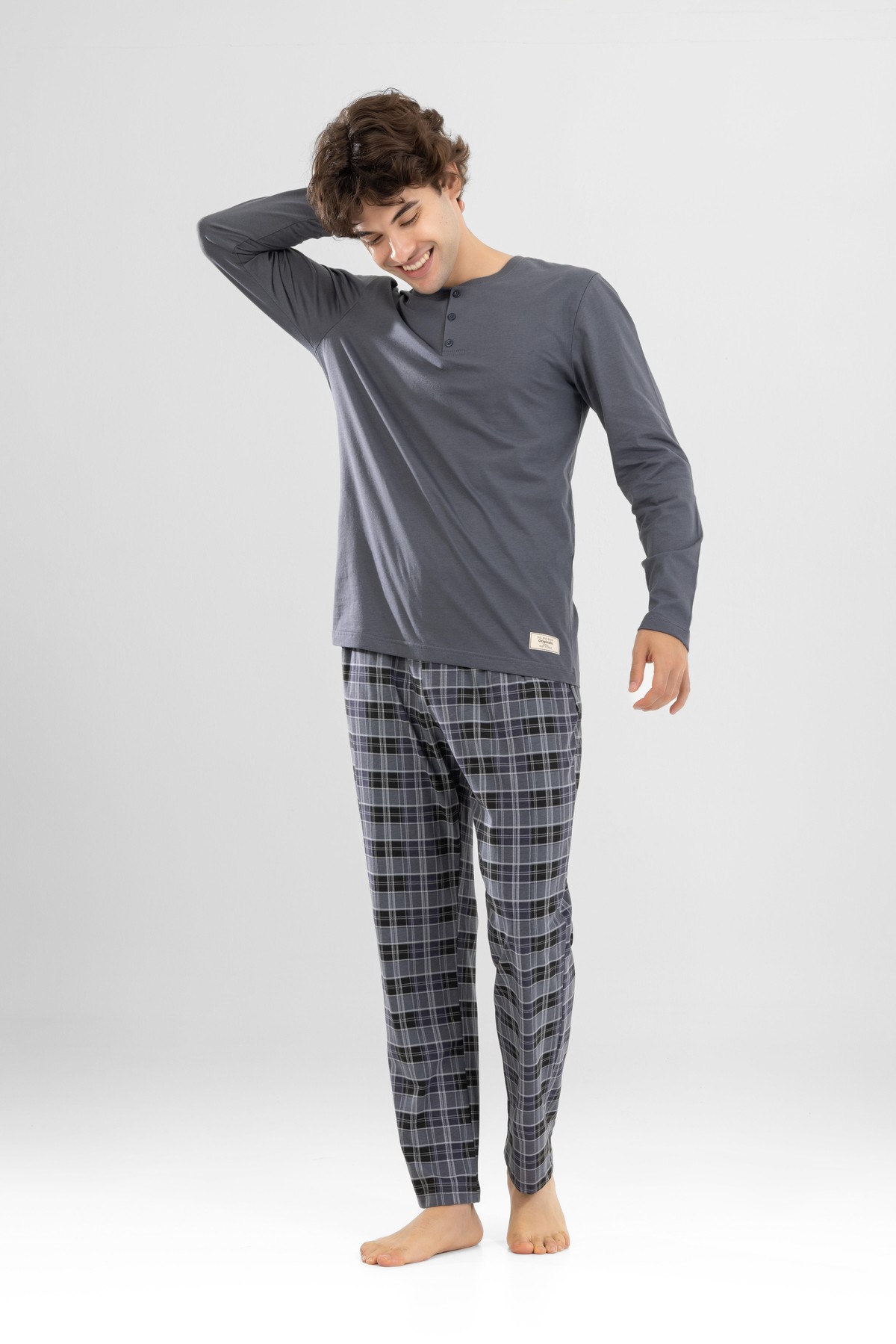 Erkek Pamuklu Bisiklet Yaka Baskılı Uzun Kollu Pijama Takımı 9804 Gri