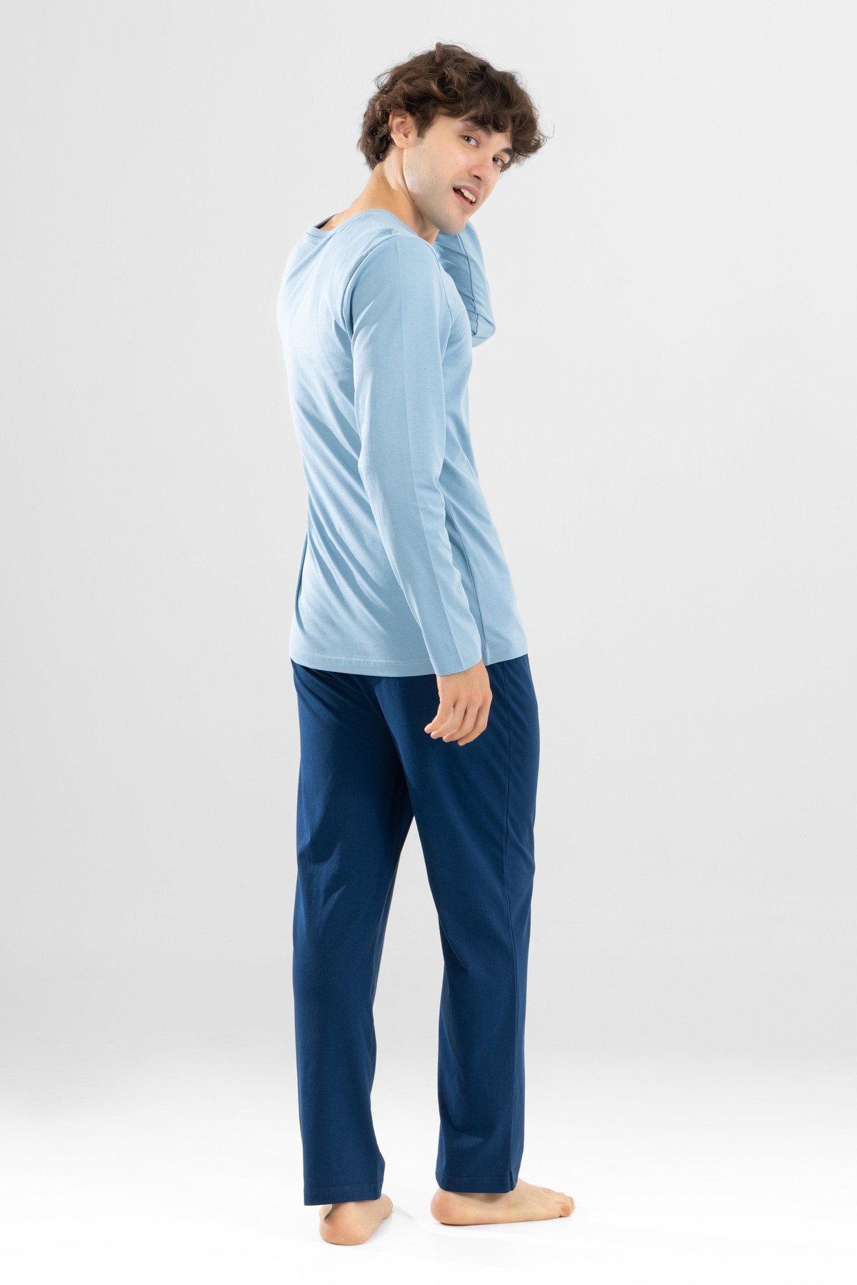 Erkek Pamuklu Bisiklet Yaka Baskılı Uzun Kollu Pijama Takımı 9806 Mavi