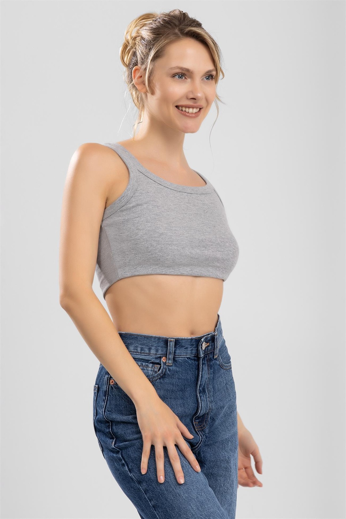 Kadın Oval Yaka Kalın Askılı Kaşkorse Crop Büstiyer Gri
