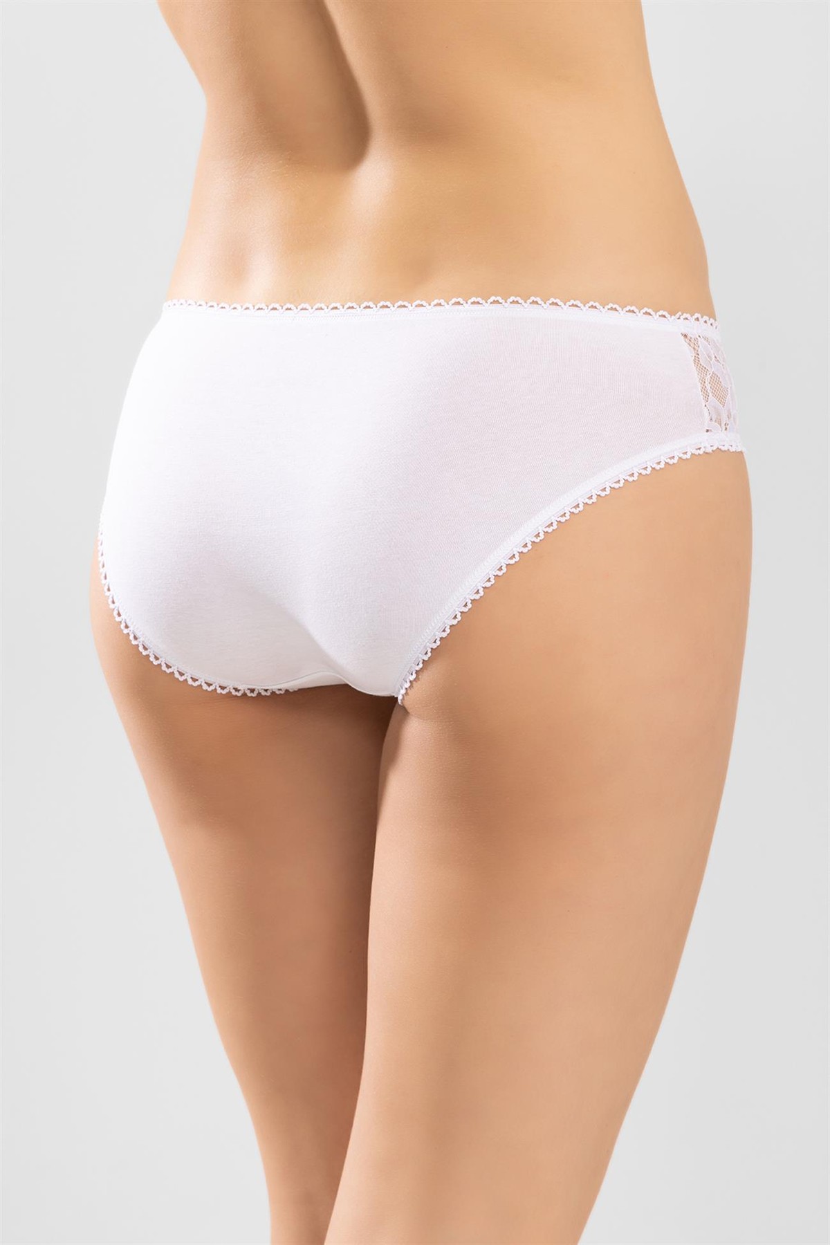 Kadın Pamuklu Bikini Kesim Dantelli Külot 3'lü Paket Beyaz