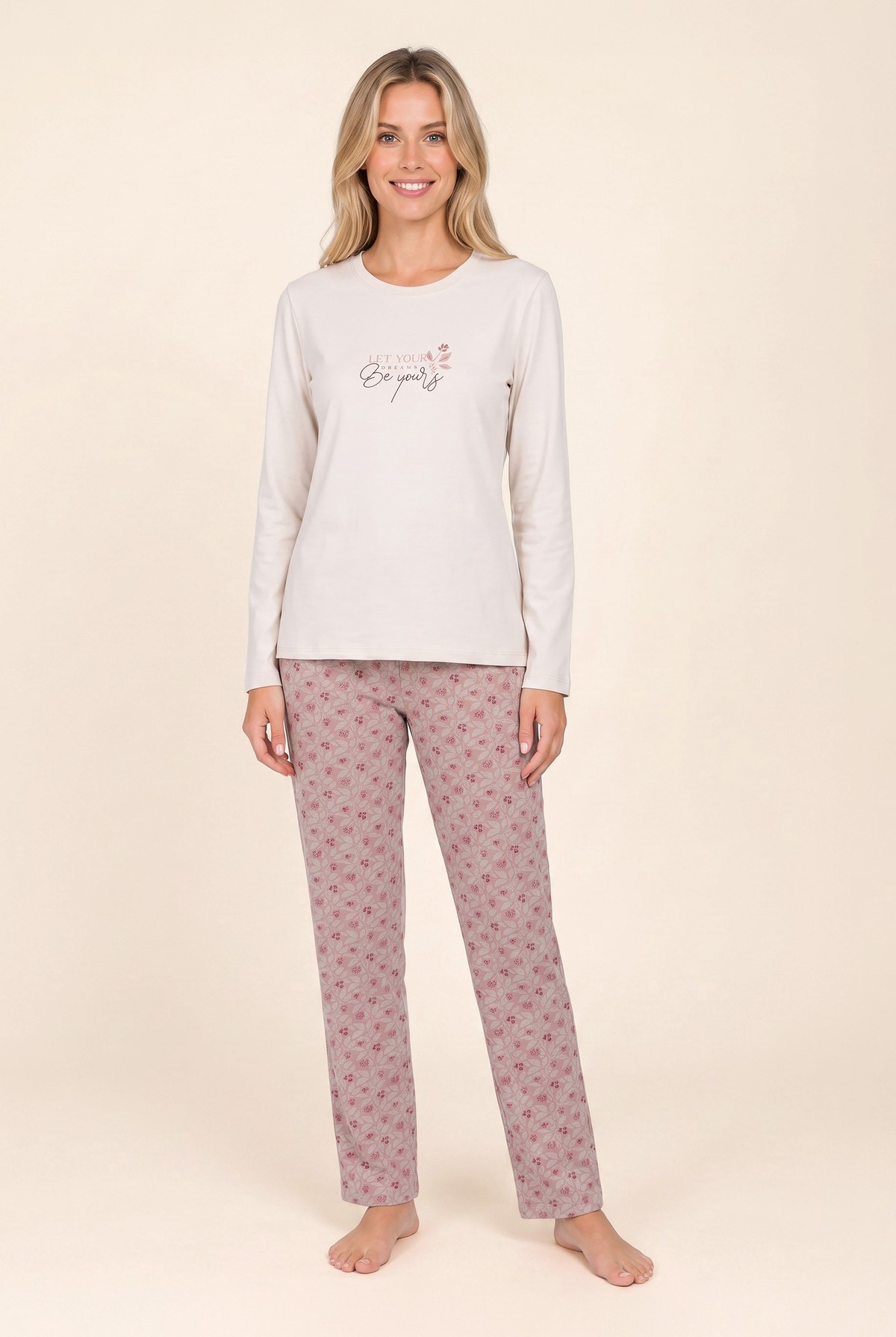 Kadın Pamuklu Bisiklet Yaka Yazı Desenli Uzun Kollu Pijama Takımı 9932 Krem