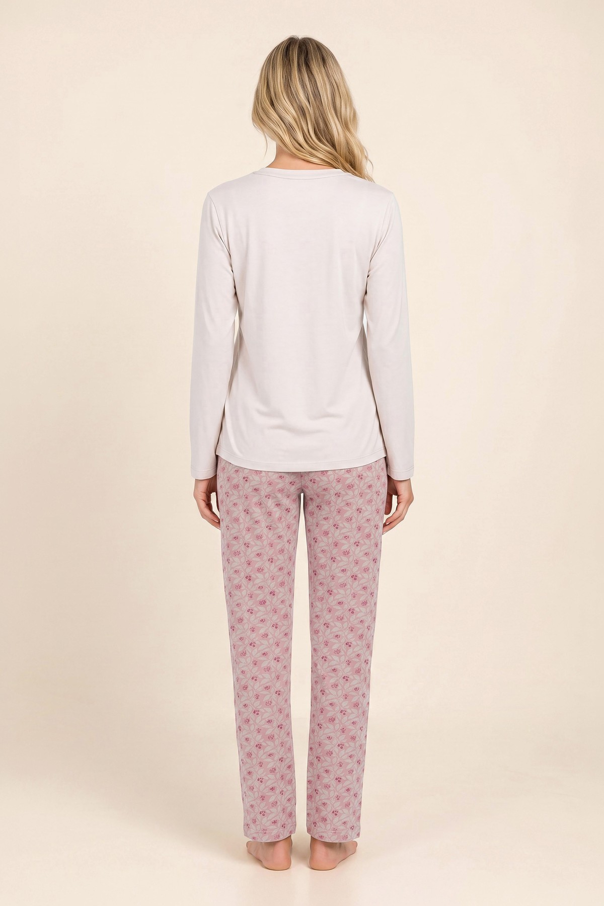 Kadın Pamuklu Bisiklet Yaka Yazı Desenli Uzun Kollu Pijama Takımı 9932 Krem