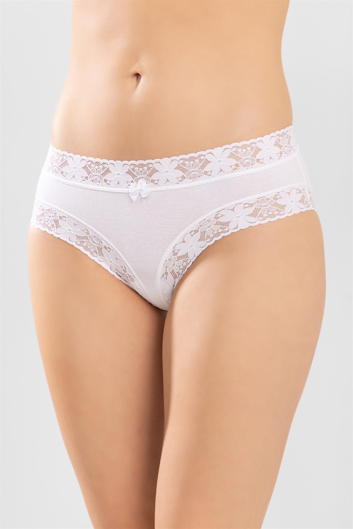 Kadın Pamuklu Dantelli Bikini Kesim Düz Külot 3'lü Paket Beyaz