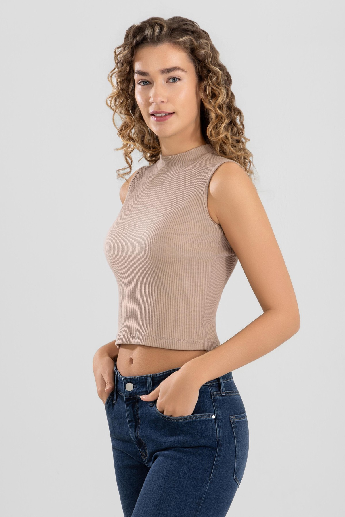 Kadın Pamuklu Likralı Dik Yaka Sıfır Kol Fitilli Crop Body 6322 Ten Rengi