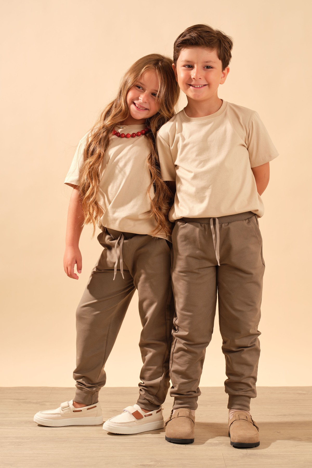 Unisex Çocuk Beli Lastikli Cepli Pamuklu Jogger Eşofman Pantolon 9055 Kahve