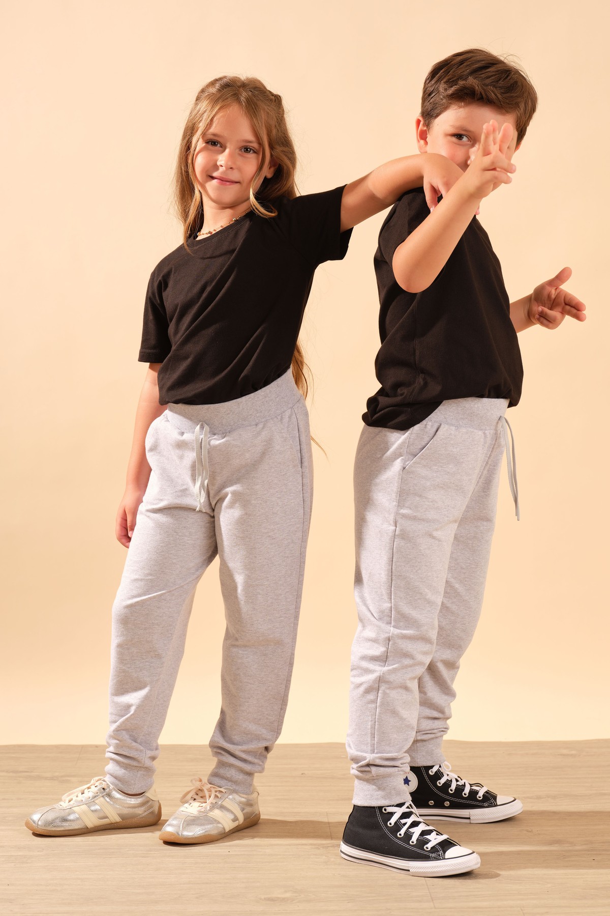 Unisex Çocuk Beli Lastikli Cepli Pamuklu Jogger Eşofman Pantolon 9055 Gri